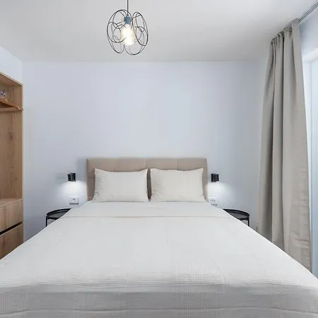 Villa Nia With Private Pool Umag